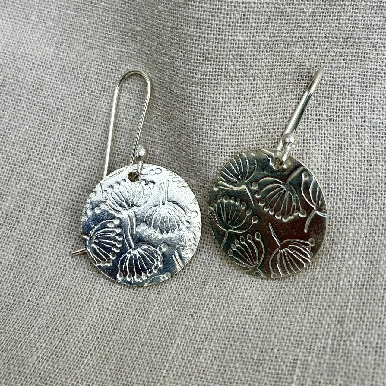 Cow parsley textured disc drop earrings